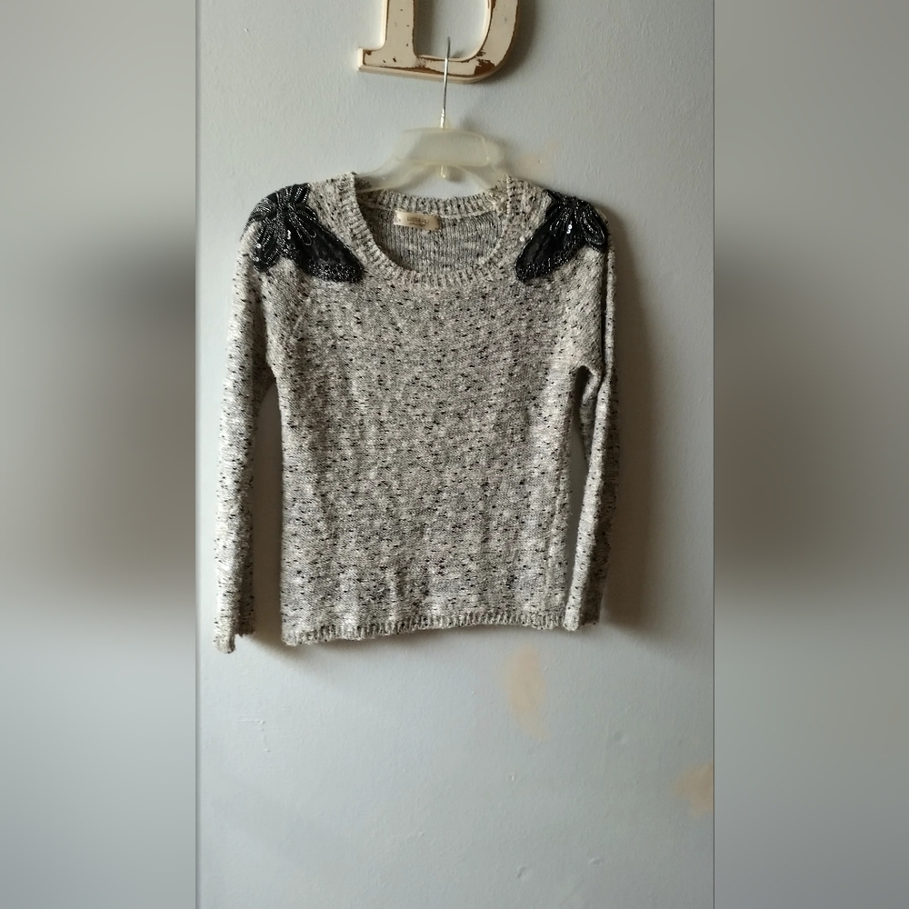 5/$25 Gray and Black Marled Crew Neck Sweater